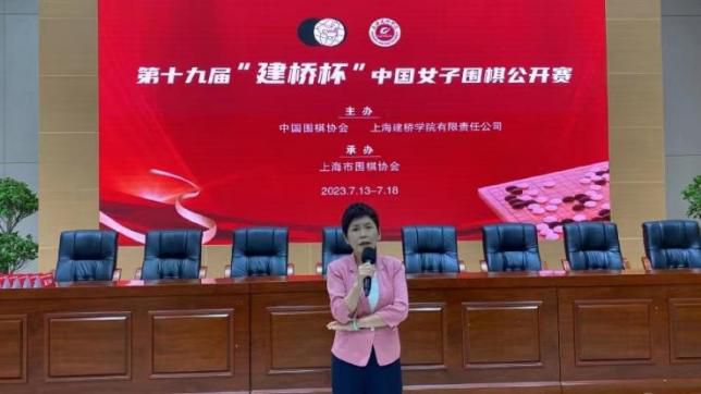 午夜三级a三级三点在线观看