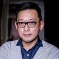 隔壁来了女明星